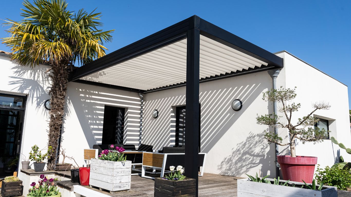 pergola adossée moderne