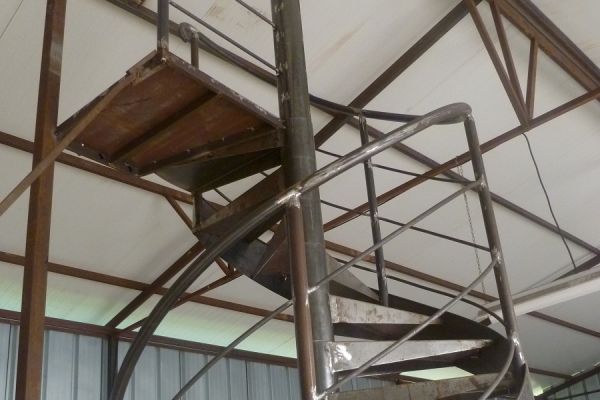 1-ferronnerie-ferafer-escalier-colimacon-mouginsF74AFE5C-D92A-35E5-548A-D23477019FDA.jpg