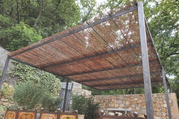 pergola-maria-grasse-100B31D9A0-3825-A2D0-4150-BF881BB6B730.jpg