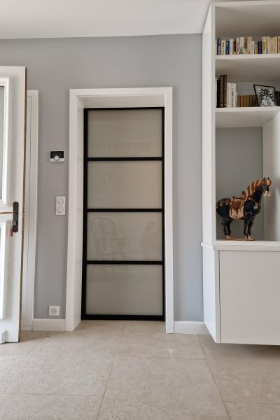 porte-en-verre-coulissante-verre-sablé193436CE5-ED78-9EBF-ACB5-100F3C38A472.jpg